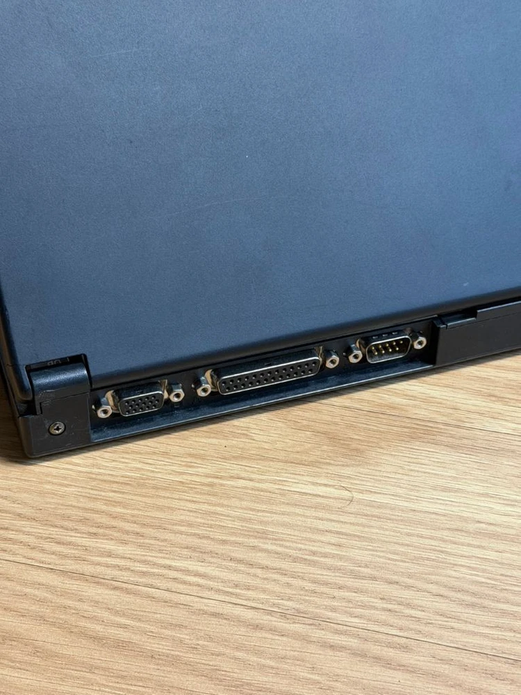 LG IBM ThinkPad 560 초경량 클래식 노트북 / 희귀 LG IBM 모델 / 레트로 노트북 이미지