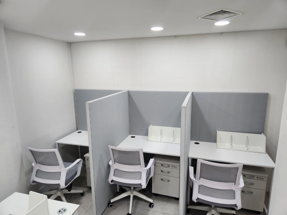 중고 사무용책상 사무실파티션 010-6381-4382 서울강남전시장 이미지