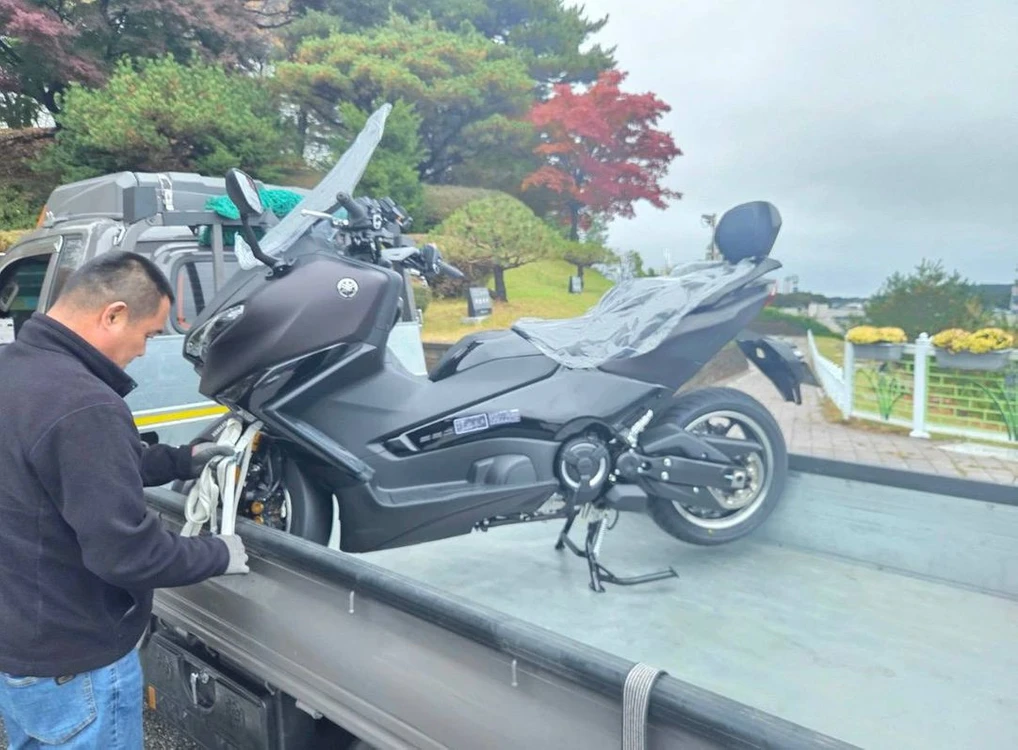 야마하 Tmax560 25년식 5천km 이미지