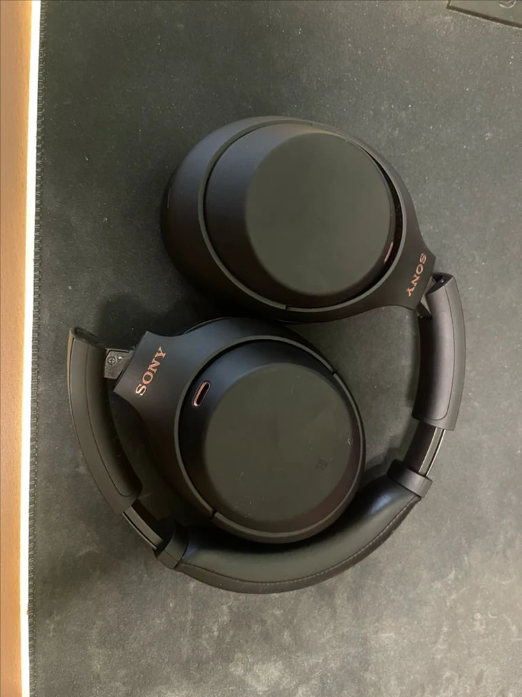 Sony wh-1000XM4 헤드폰 팝니다 이미지