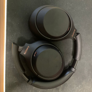 Sony wh-1000XM4 헤드폰 팝니다 이미지