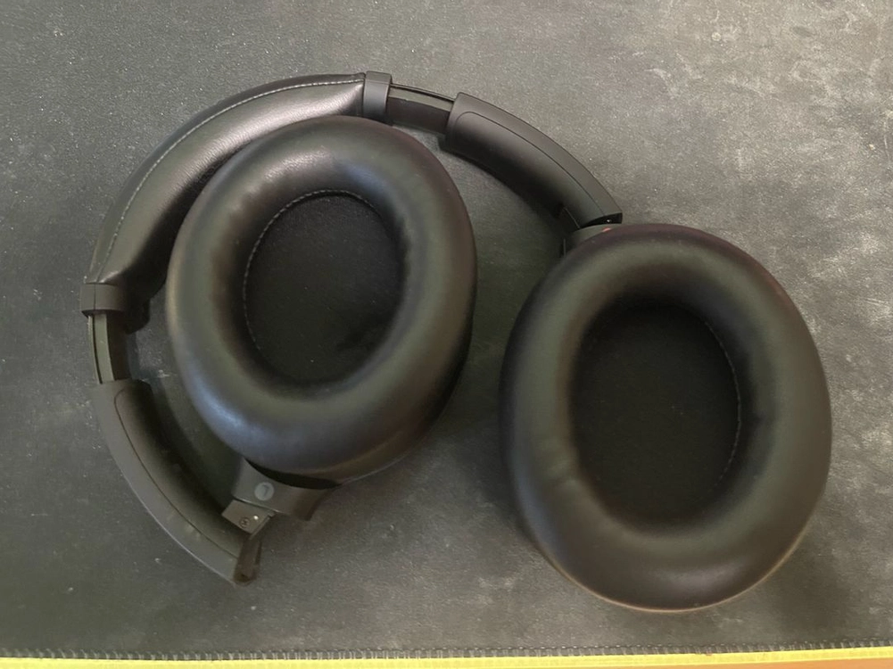 Sony wh-1000XM4 헤드폰 팝니다 이미지