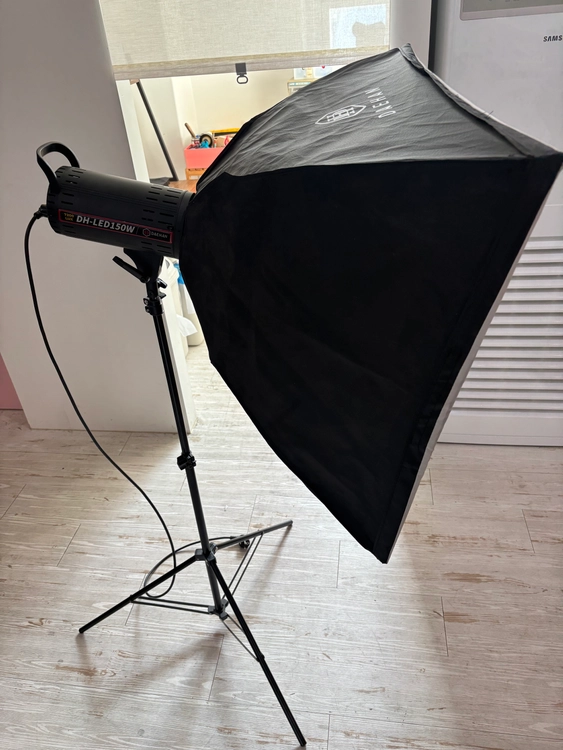 대한 DH-LED150W 썬빔 라이트 + 소프트박스 + 삼각대 이미지