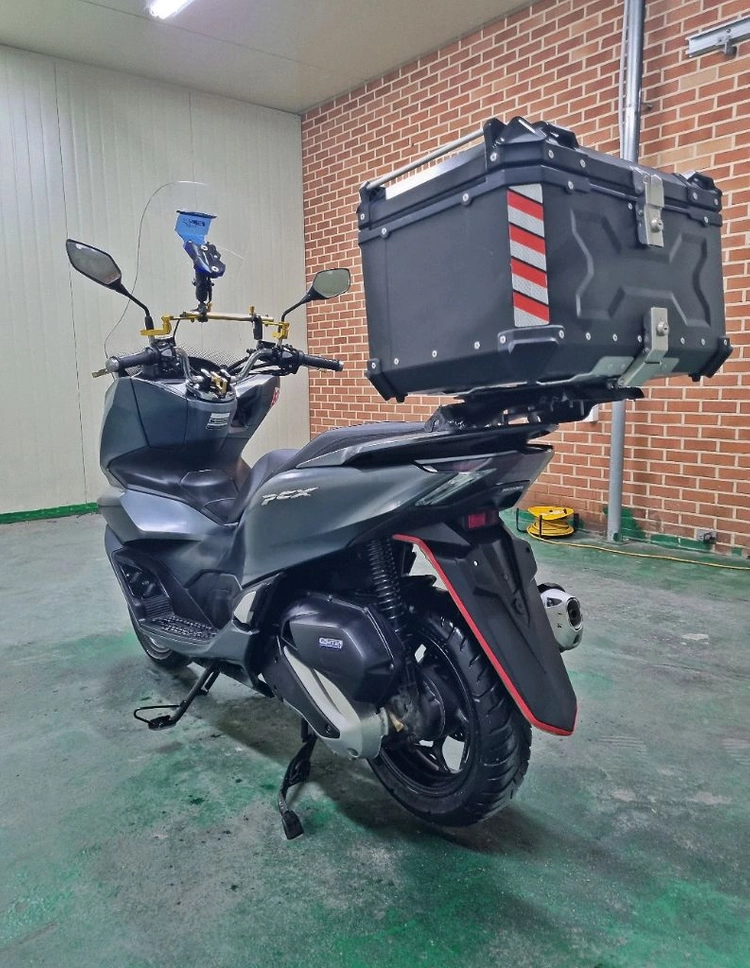 혼다 PCX125/ABS/2021년식/4만KM/셋팅O/정비O/판매합니다. 이미지