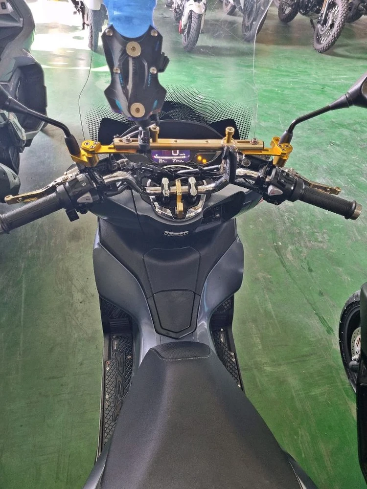 혼다 PCX125/ABS/2021년식/4만KM/셋팅O/정비O/판매합니다. 이미지