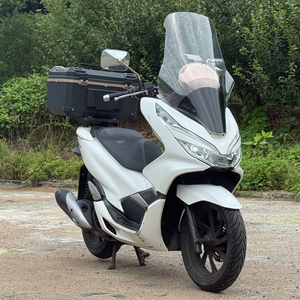 혼다 더뉴pcx125 20년식 배달셋팅완료 저렴하게 판매합니다 이미지