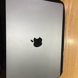 맥북 에어 M2 8GB 512GB SSD 13인치 이미지