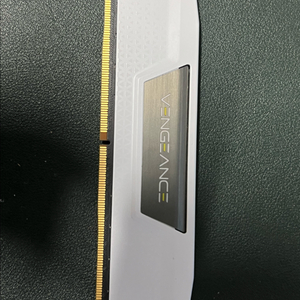 커세어 벤젠스 DDR5 5200 40 32gb 단일 램 화이트 이미지