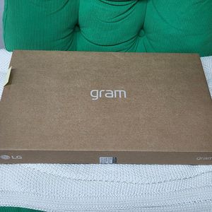 LG 그램 Pro AI 16 2026년형 미개봉 판매합니다. 16Z90U-KU7HK