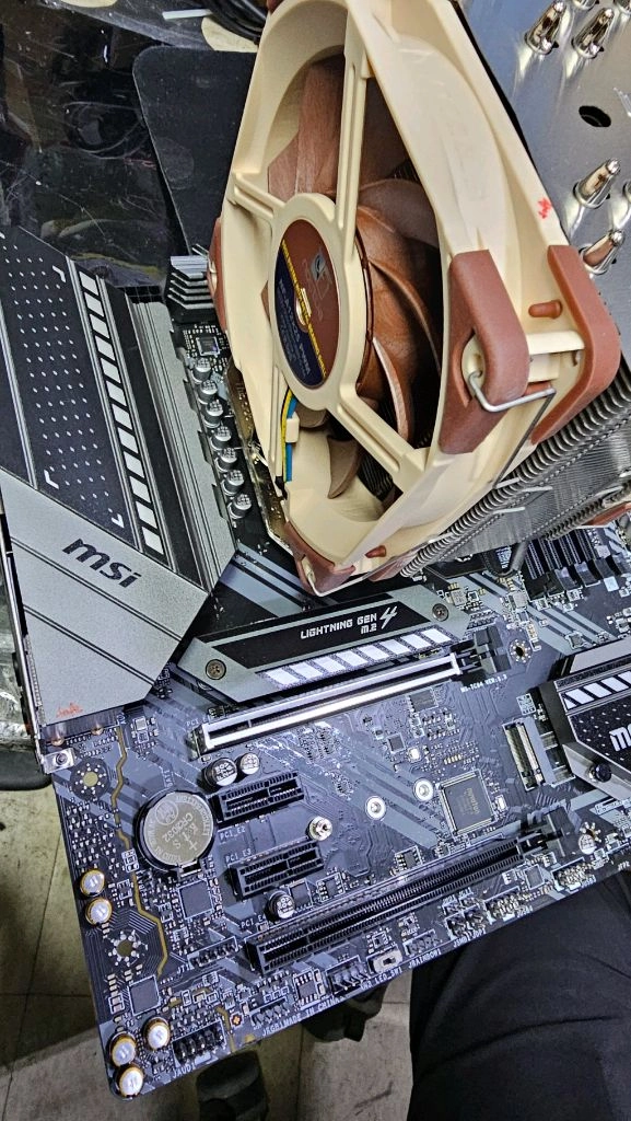 메인보드 MSI MAG B550M MORTAR 이미지