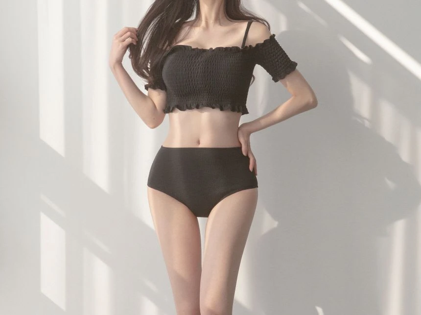 블랙 프릴 오프숄더 비키니 수영복 이미지