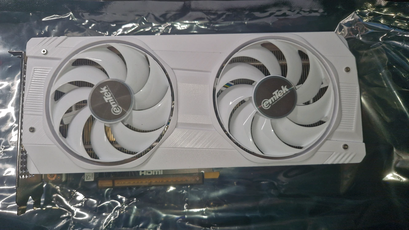 emtek 지포스 rtx 5060ti miracle x2 white 8gb 그래픽카드 이미지