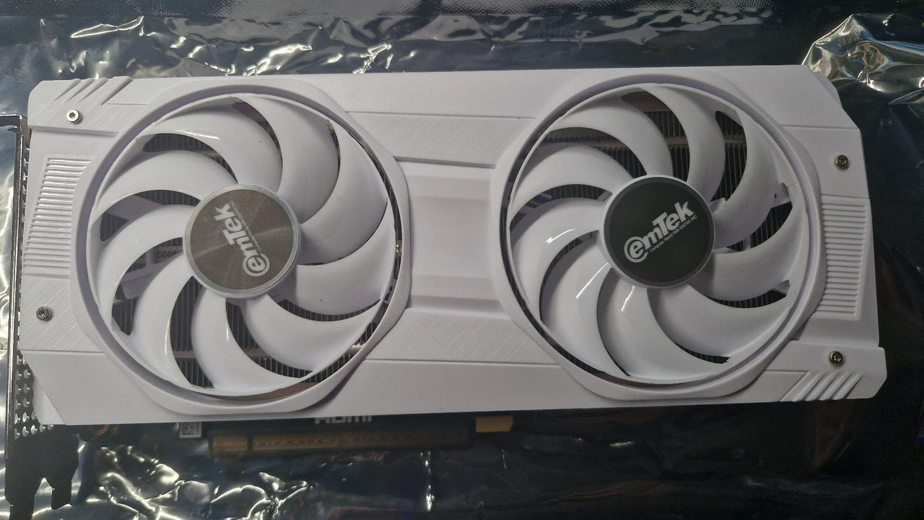 emtek 지포스 rtx 5060ti miracle x2 white 8gb 그래픽카드 이미지