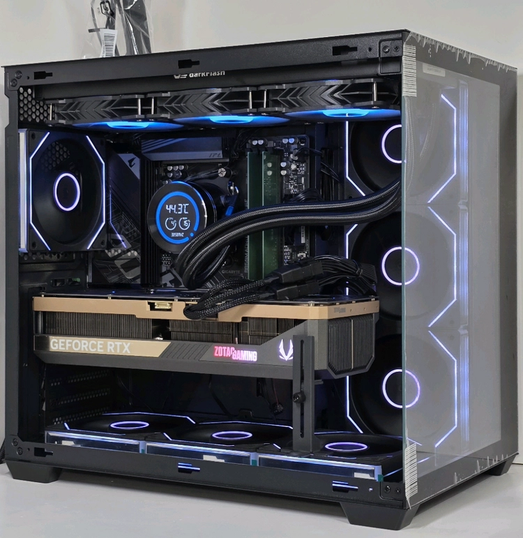 (새제품 반본체 수랭 블랙)9800X3D, 32GB, 1000W, 수랭쿨러, 방송게이밍컴퓨터본체 이미지