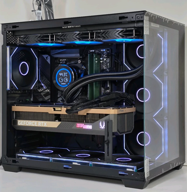(새제품 반본체 수랭 블랙)9800X3D, 32GB, 1000W, 수랭쿨러, 방송게이밍컴퓨터본체 이미지