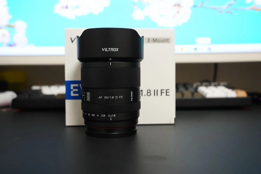 빌트록스 35mm F1.8 II EVO 소니 E마운트 이미지
