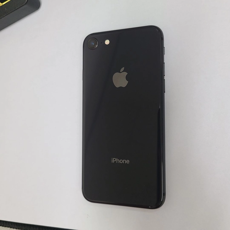아이폰8 블랙 64GB 특SSS급 ios버전15.5 배터리100% 057543 이미지