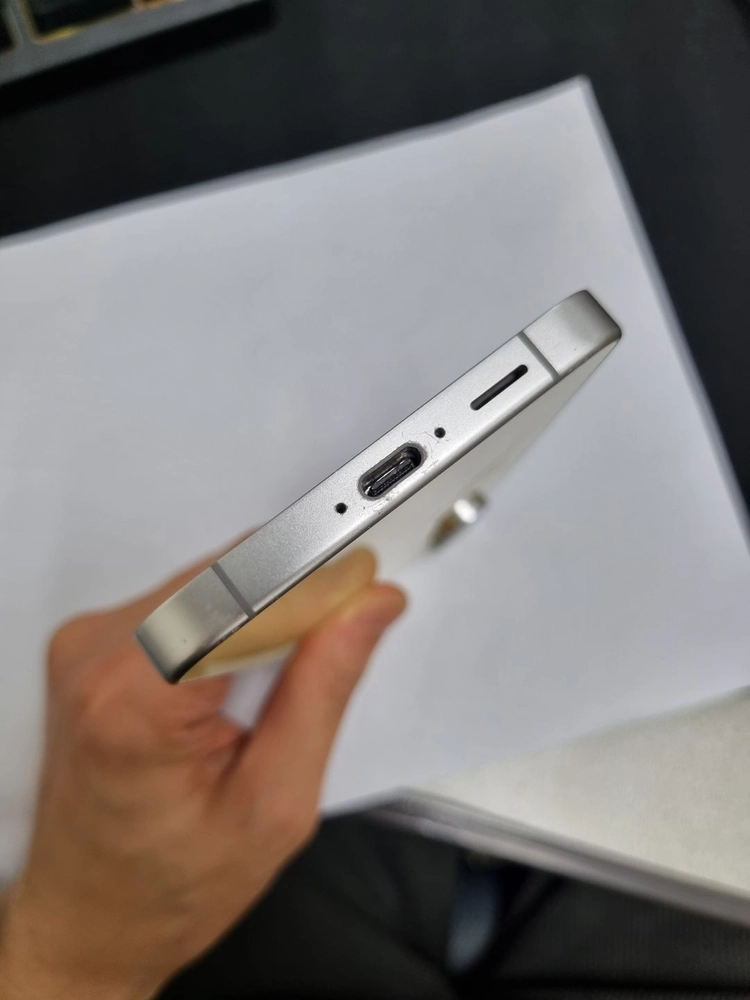 .갤럭시 S24FE 256GB 옐로우 KT 무잔상 중고폰 127870 이미지
