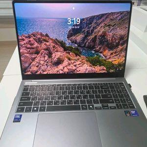 갤럭시북 5프로 NT960XHA-K71AR(32GB RAM/1TBSSD) 그레이