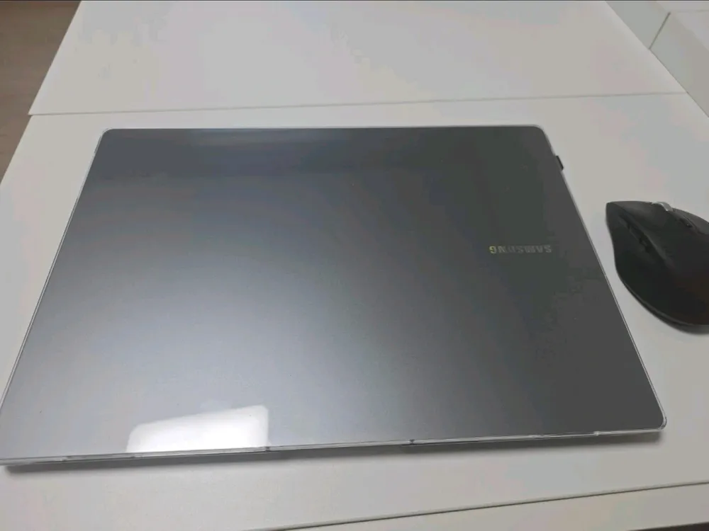 갤럭시북 5프로 NT960XHA-K71AR(32GB RAM/1TBSSD) 그레이 이미지