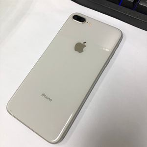 아이폰8플러스 64GB 실버 중고폰 배터리100% 카메라폰 레트로감성 089973 이미지