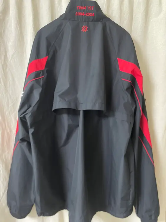 2024 T1 발로란트 노마킹 유니폼 2XL 팝니다. 이미지
