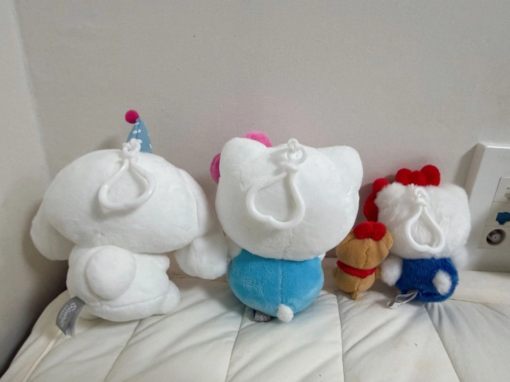 키티 시나모롤 키링 이미지