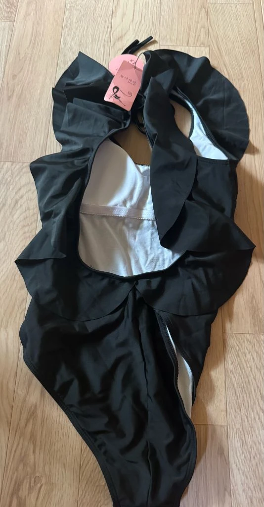 놀이바다 원피스 수영복 새 옷 이미지
