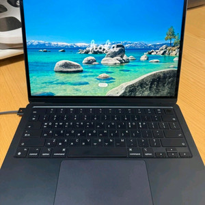 S급 맥북 에어 M2 13인치 8GB/256GB 급처합니다 이미지