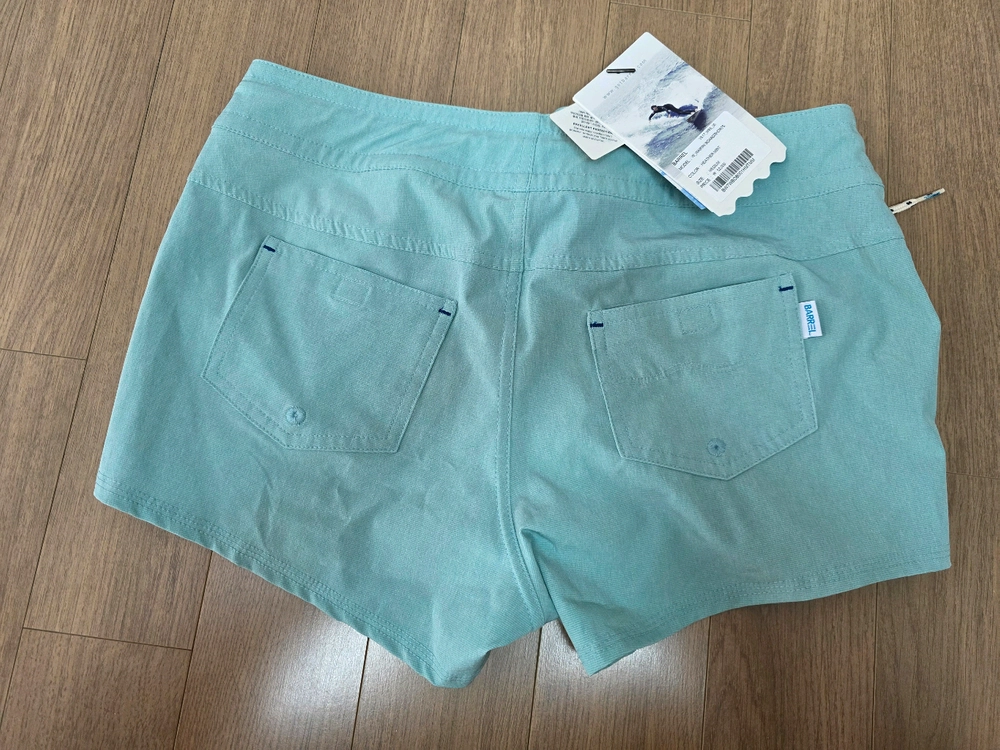 배럴 래쉬가드 민트 숏팬츠 M사이즈(새제품)18,000원 이미지