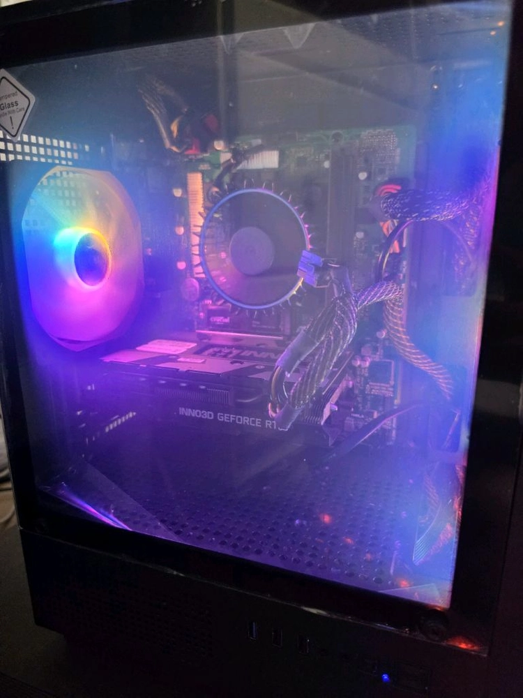 인텔 i5-12400+RTX 2060 게이밍 컴퓨터 이미지