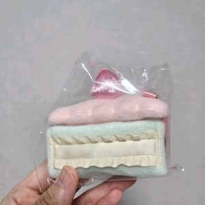 새상품 멜팅미모어 핸드메이드인형 핸드메이드작가 케이크보관함 틴케이스 판매합니다 이미지