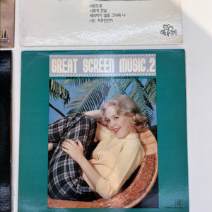 서라벌레코드에서 1987년 발매한 The World Screen Music Greatest Hits Vol.4 LP 이미지
