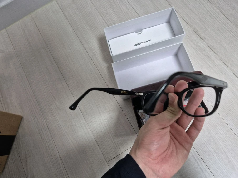 언커먼 테리 뿔테 안경 이미지