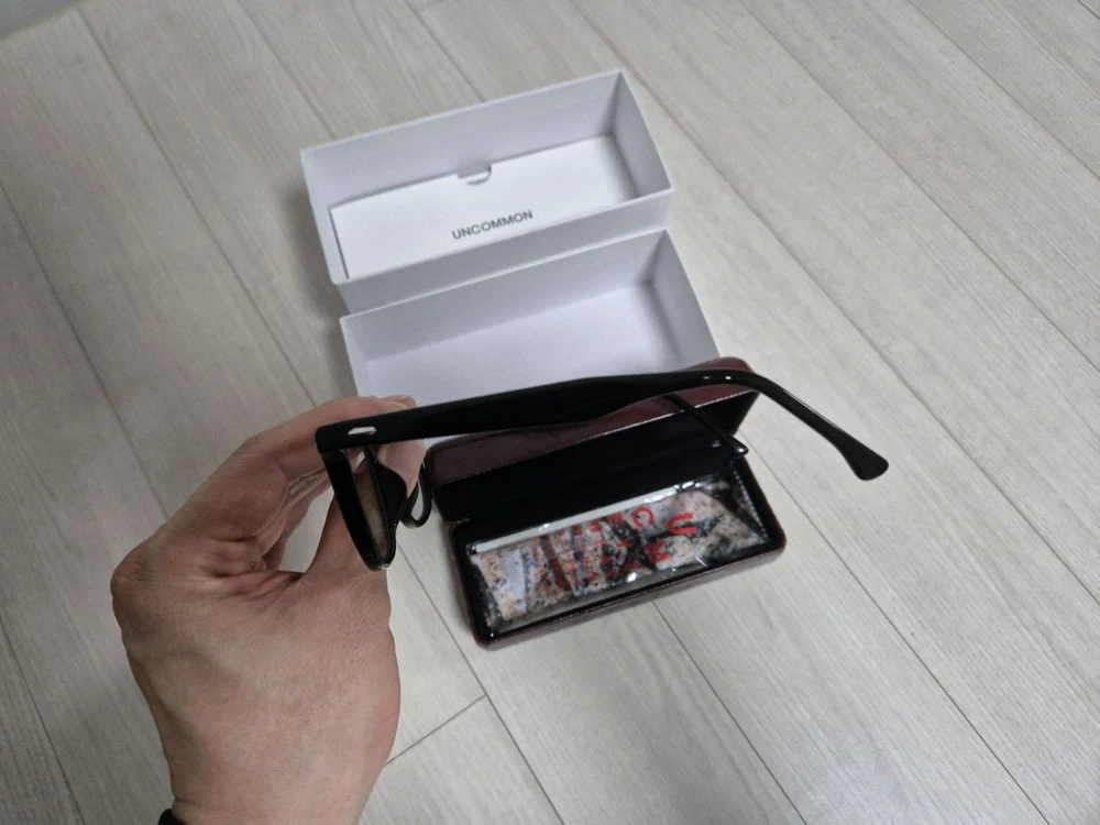 언커먼 테리 뿔테 안경 이미지
