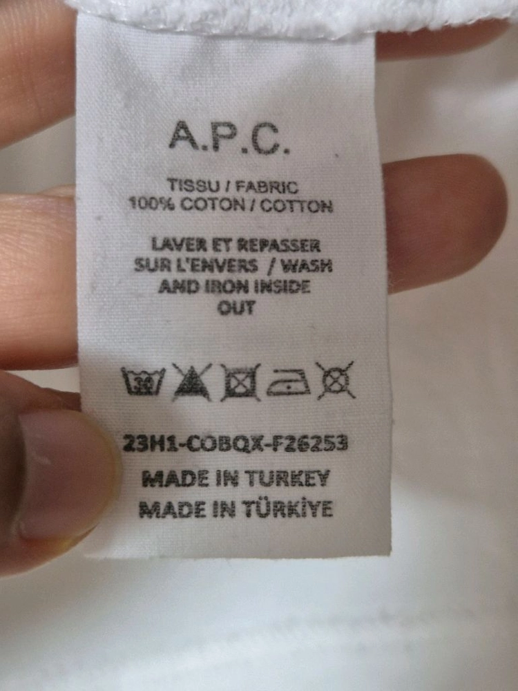 (정품) 23년 아페쎄 A.P.C. 샐리 카 반팔 티셔츠 화이트 이미지