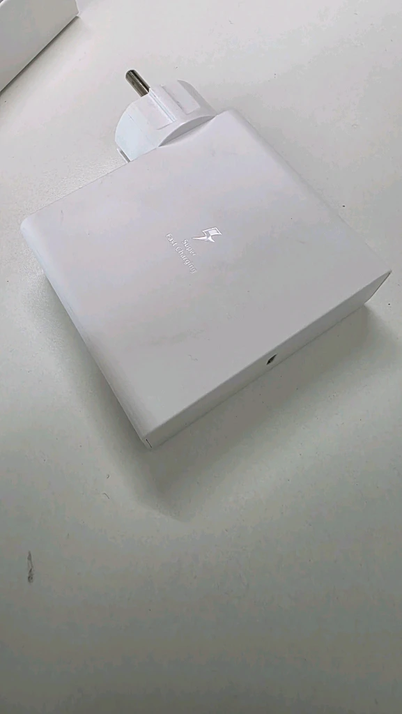 갤럭시북 울트라 6 RTX5060 RAM32 SSD1TB 풀박스 이미지