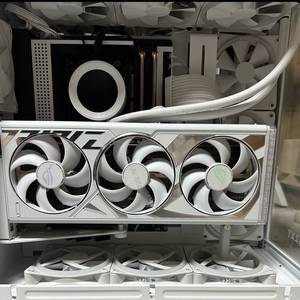 ASUS ROG Strix 지포스 RTX 4090 화이트 이미지