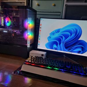 게이밍 컴퓨터 팝니다 풀세트.롤.피파.발로란트.옵치.피시.PC.스팀.포토샵.로아.리니지. 이미지