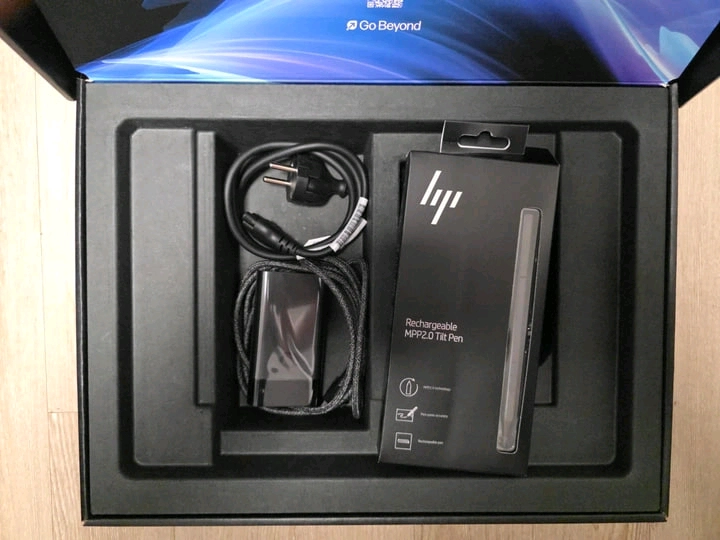 루나레이크 288v HP 옴니북 울트라플립 노트북 팝니다 이미지