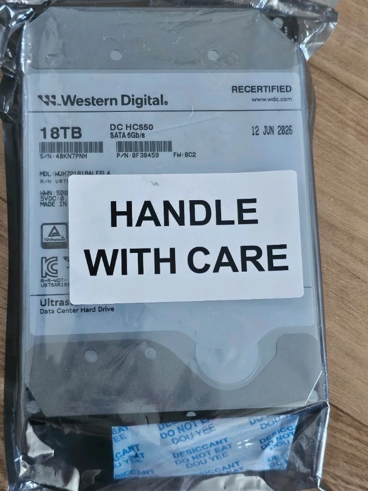 WD DC HC550 18TB HDD SATA 미개봉 이미지