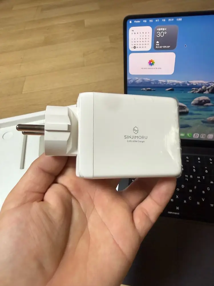 맥북 프로 M4 14인치 RAM 24GB SSD 512GB 이미지