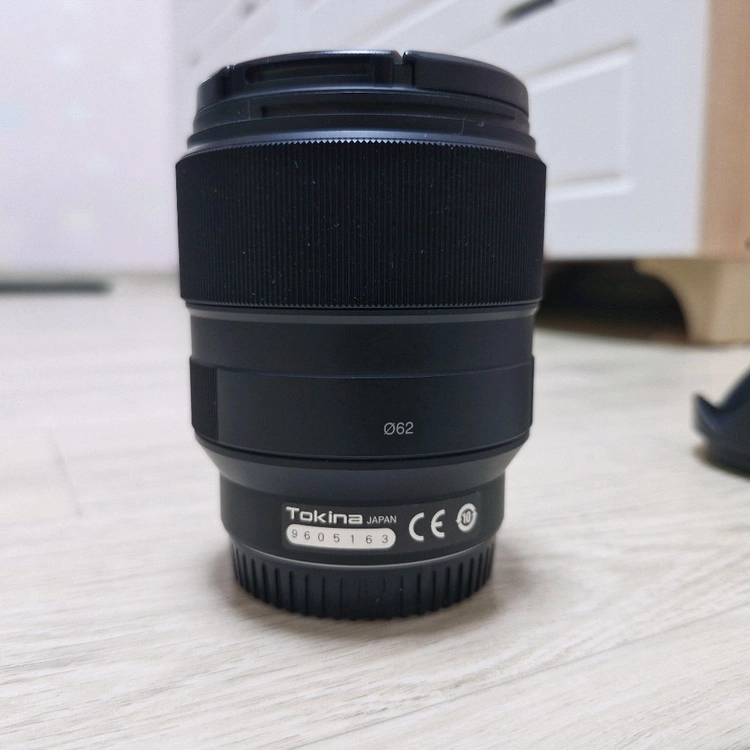 Tokina FiRIN 20mm F2 FE AF 렌즈 이미지