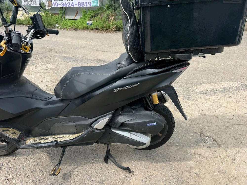 혼다 pcx125 24년 abs 블박 배달풀셋팅 팝니다 이미지