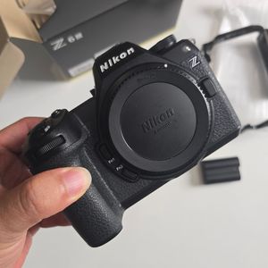 니콘 Z6III (케이지+추배) 팝니다 이미지