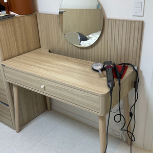 리바트 에스테틱 1000 화장대 내추럴 애쉬 이미지