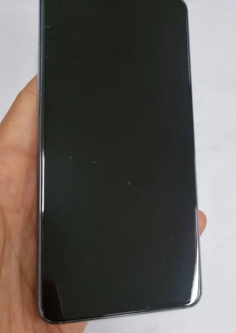 갤럭시S21 256GB 블랙 자급제 중고폰 048535 이미지