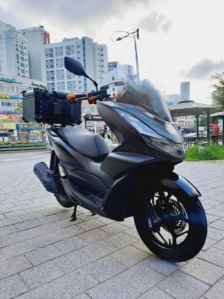 정비점검마친 22년식 혼다 pcx125 ABS TCS 오토바이 이미지