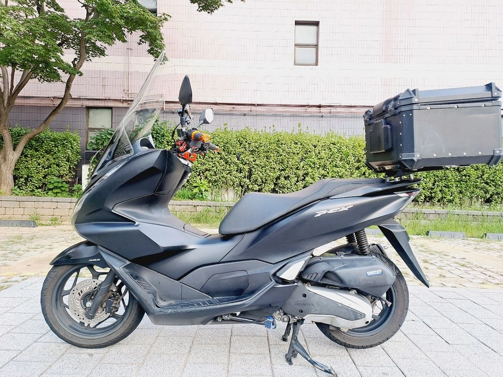 정비점검마친 22년식 혼다 pcx125 ABS TCS 오토바이 이미지