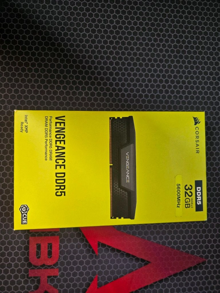 커세어 벤젠스 DDR5 5600 32GB(16X2) 팝니다. 이미지